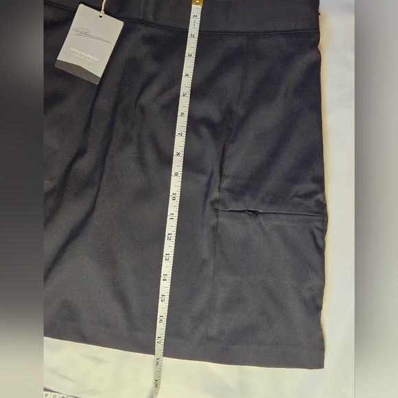 Greg Norman Black Golf Skort – Size 12, Adjustable Comfort Waist, Slash Pockets - Picture 8 of 8